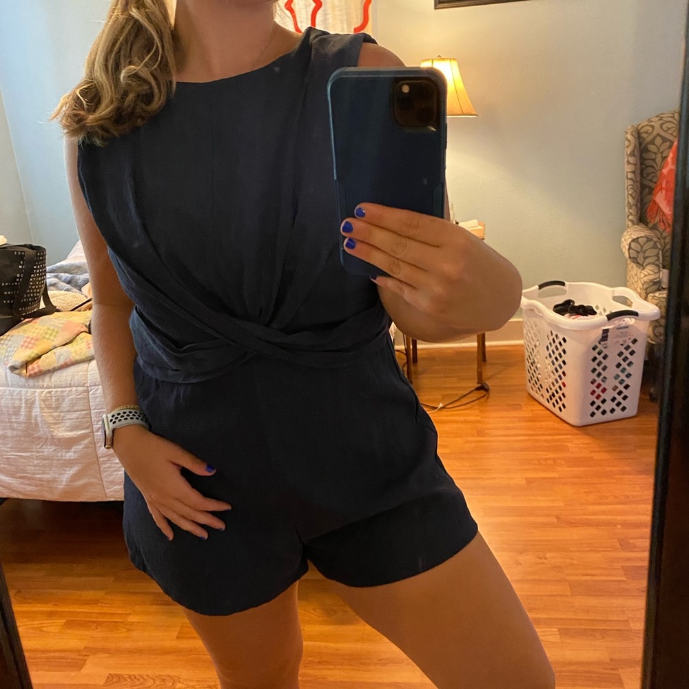 Romper - Picture 2 of 3